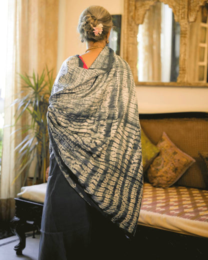 Grey Nui Shibori Silk Saree