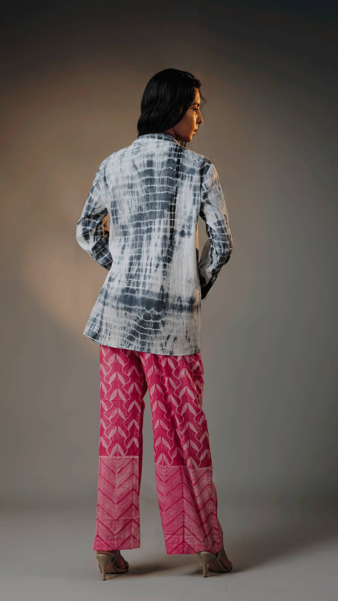 Kanoko Shibori Black& White